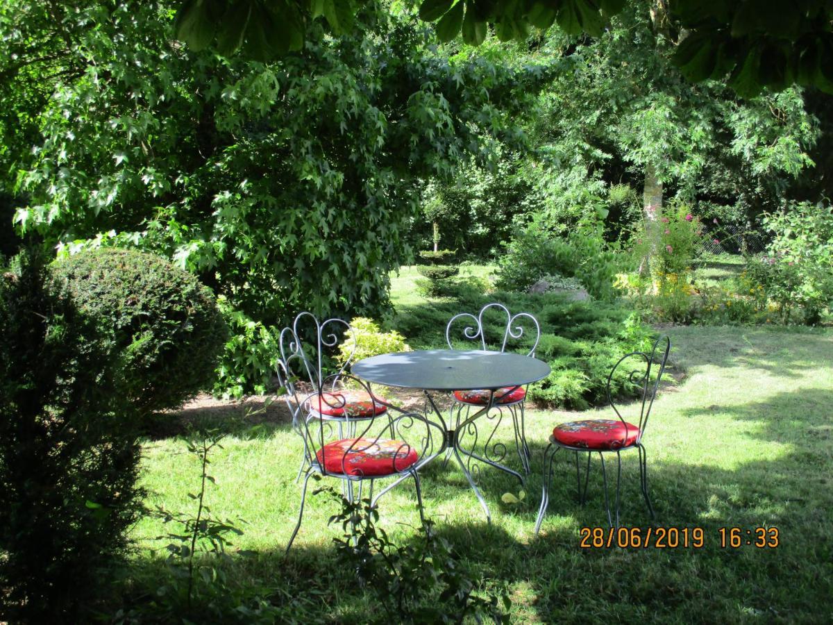 Le Domaine De Beaufai Bed & Breakfast Exterior photo